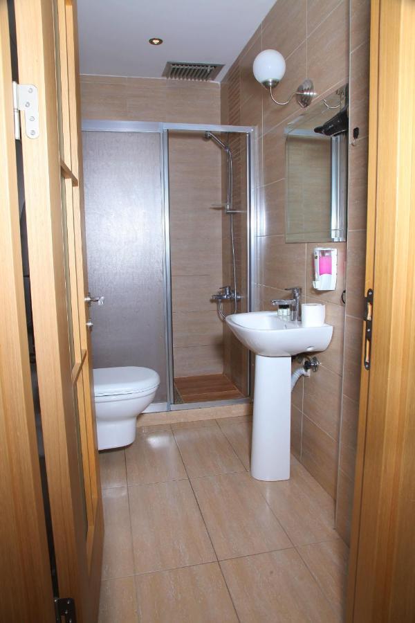 Garden Hill Hotel Истанбул Екстериор снимка