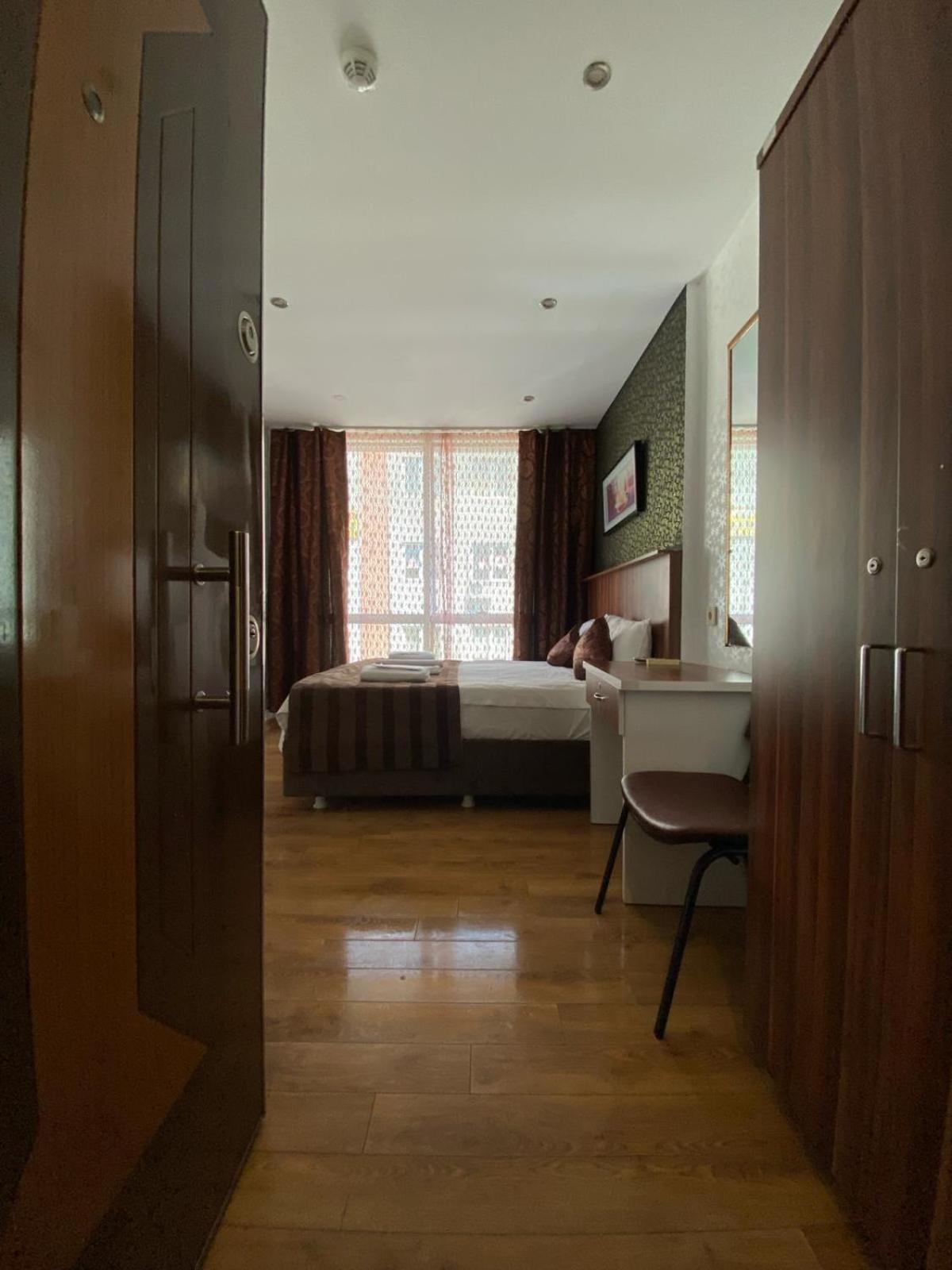 Garden Hill Hotel Истанбул Екстериор снимка